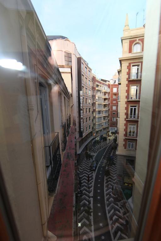 Hostal Victoria Malaga Bilik gambar