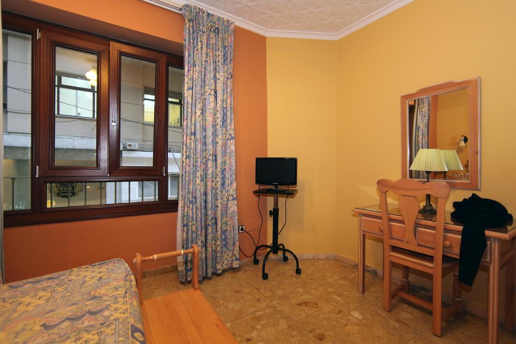 Hostal Victoria Malaga Bilik gambar