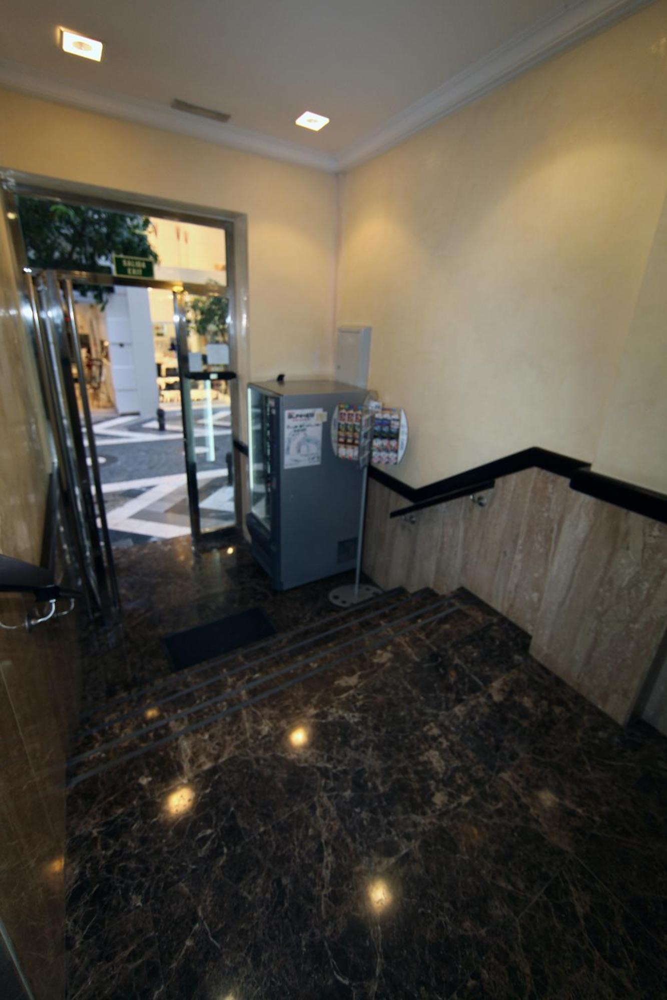 Hostal Victoria Malaga Luaran gambar